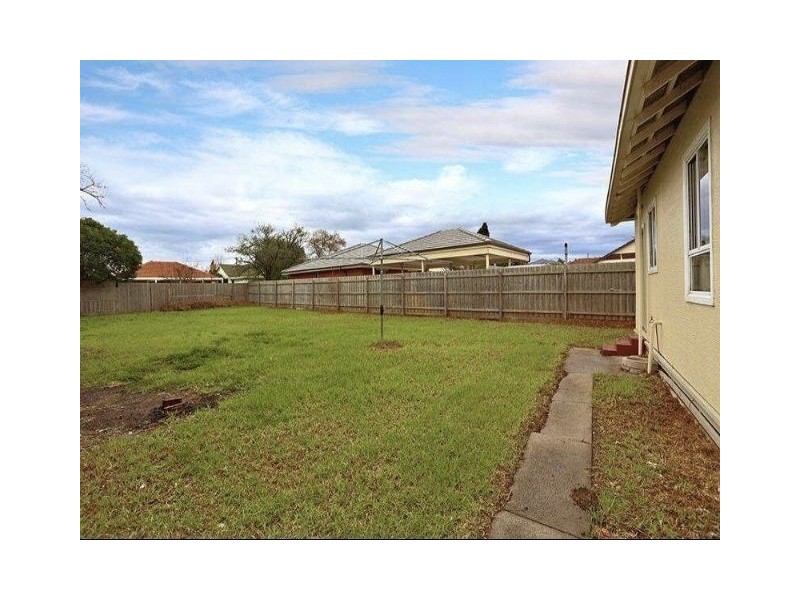 28 Bicknell Court, Broadmeadows VIC 3047