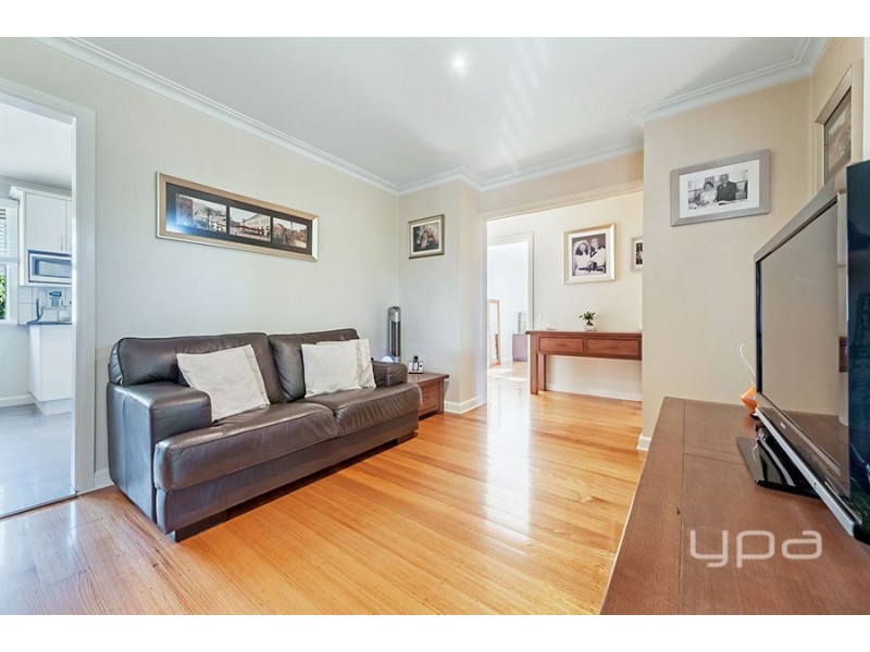 4 Norfolk Court, Fawkner VIC 3060