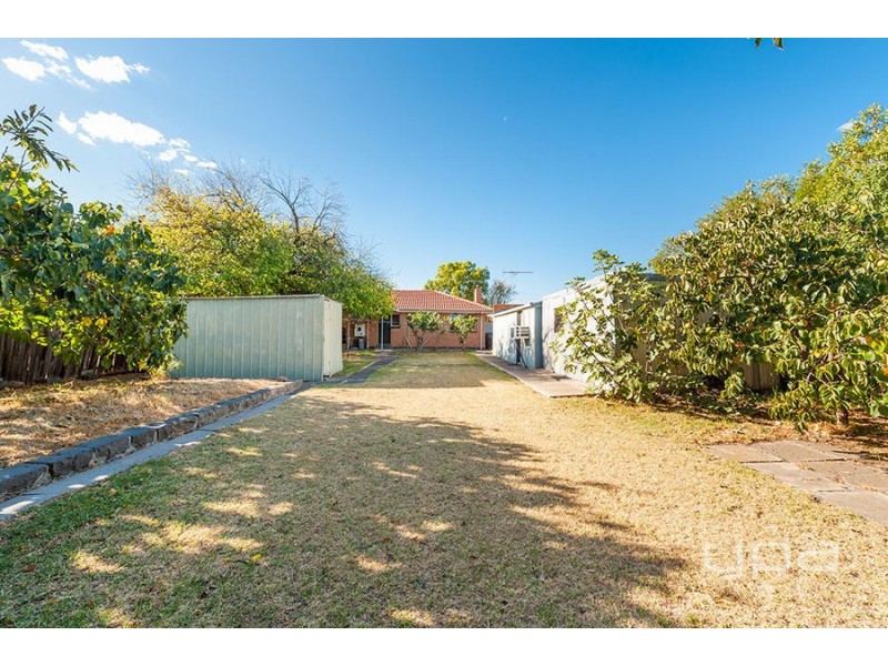 4 Norfolk Court, Fawkner VIC 3060