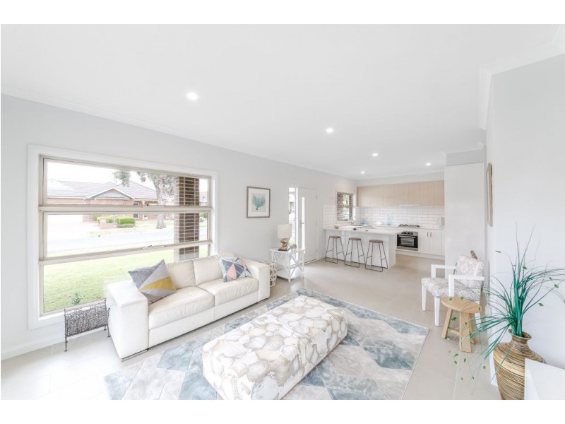 1/16 Bedford Street, Hadfield VIC 3046