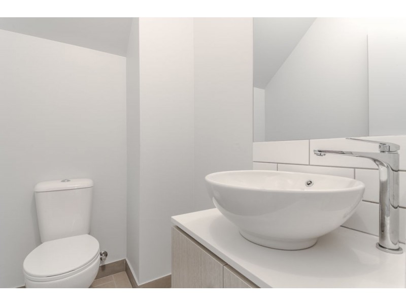 1/16 Bedford Street, Hadfield VIC 3046