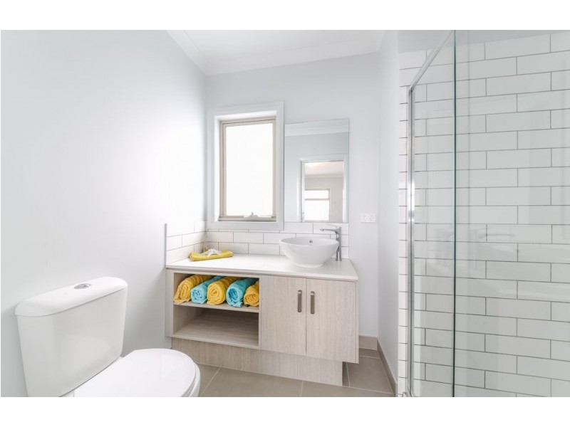 1/16 Bedford Street, Hadfield VIC 3046