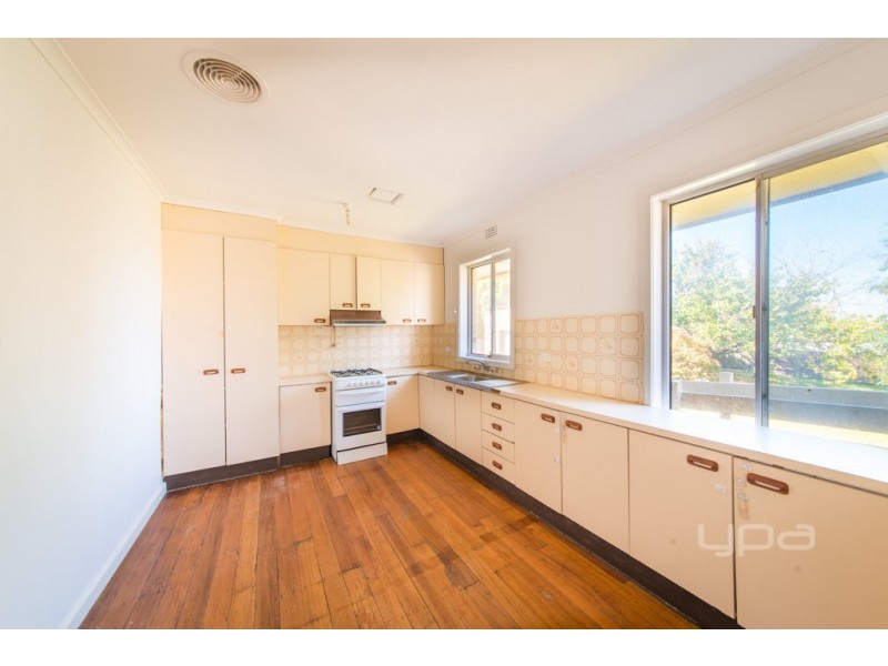 4 Bliburg Street, Jacana VIC 3047