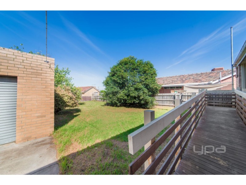 4 Bliburg Street, Jacana VIC 3047