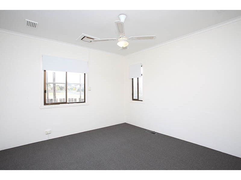 11 Cooper Street, Broadmeadows VIC 3047