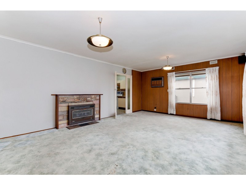 28 Gosford Crescent, Broadmeadows VIC 3047