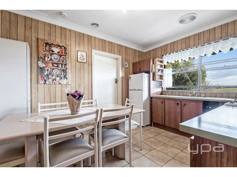 131 Sunset Boulevard, Jacana VIC 3047