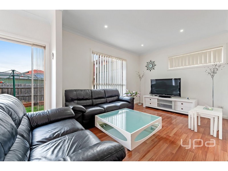 2/18 Academy Drive, Broadmeadows VIC 3047