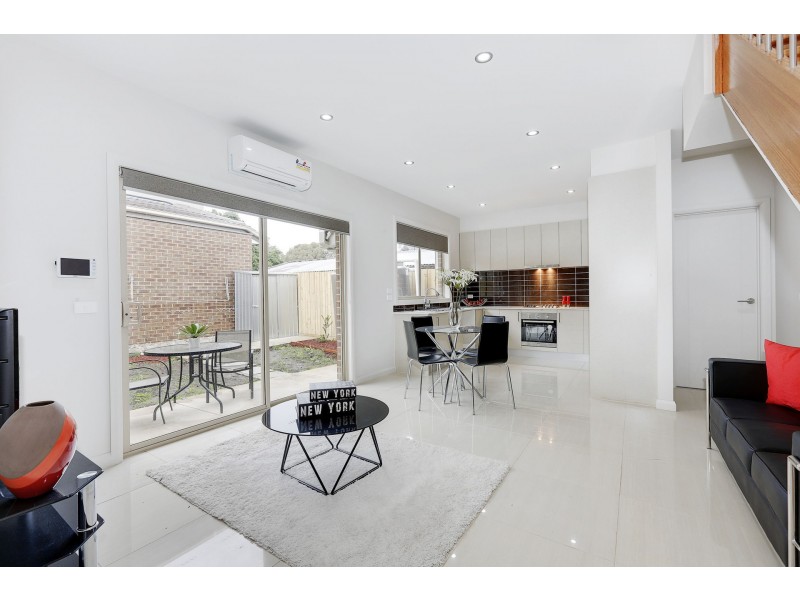 2/34 Kitchener Street, Broadmeadows VIC 3047