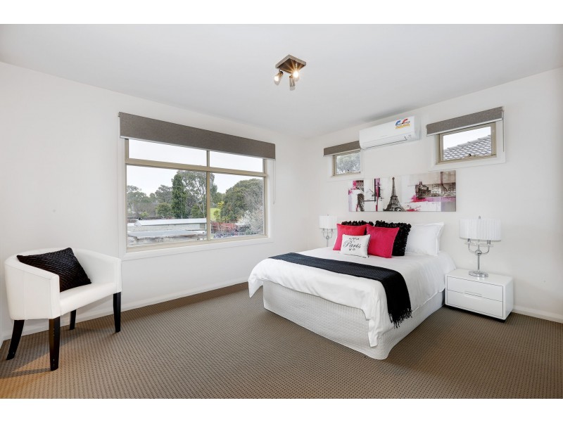 2/34 Kitchener Street, Broadmeadows VIC 3047