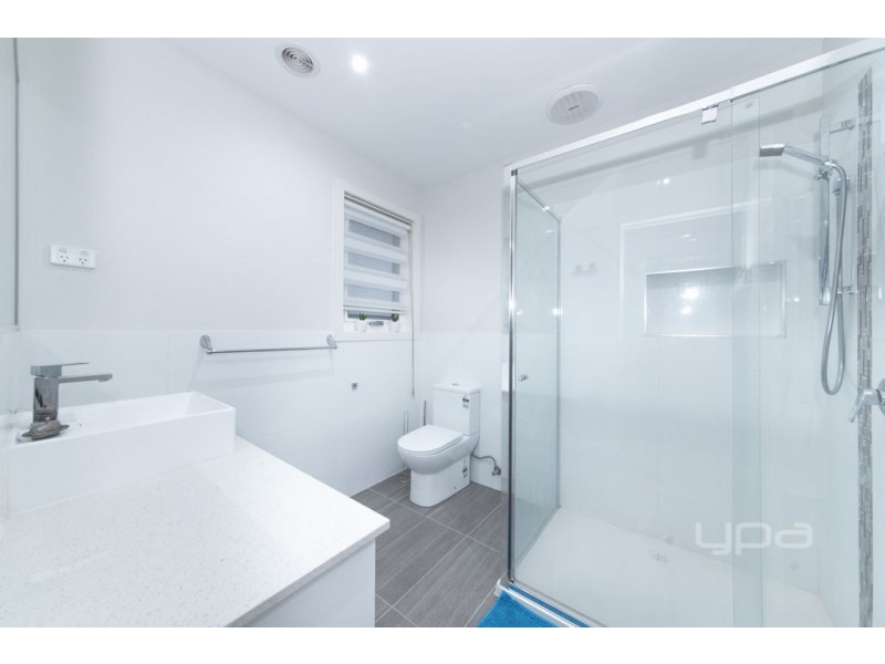 1/27 Kitchener Street, Broadmeadows VIC 3047