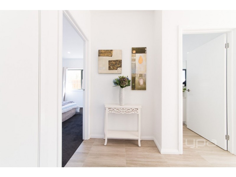 4/17 Leonard Avenue, Glenroy VIC 3046