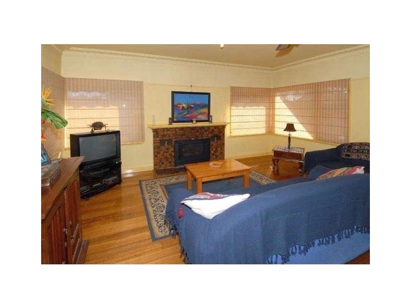57 Plumpton Avenue, Glenroy VIC 3046
