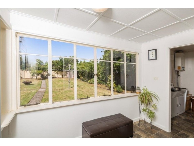 49 Wheatsheaf Road, Glenroy VIC 3046