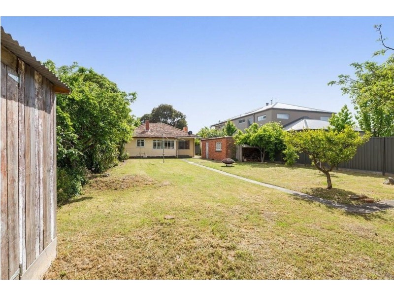 49 Wheatsheaf Road, Glenroy VIC 3046