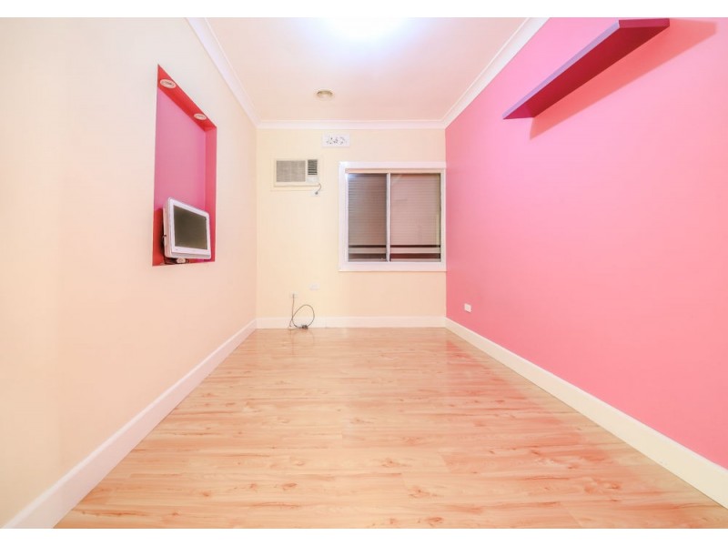 1/12 London Road, Broadmeadows VIC 3047