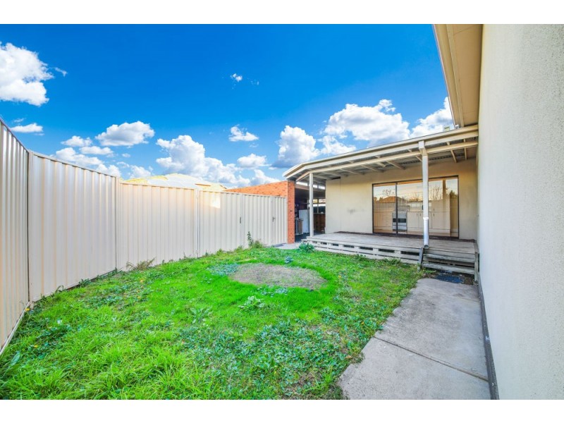1/12 London Road, Broadmeadows VIC 3047