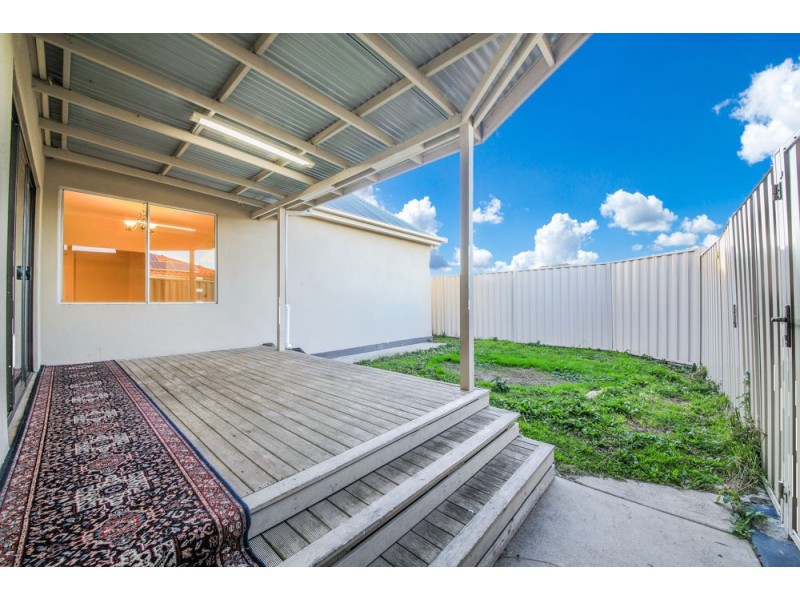 1/12 London Road, Broadmeadows VIC 3047