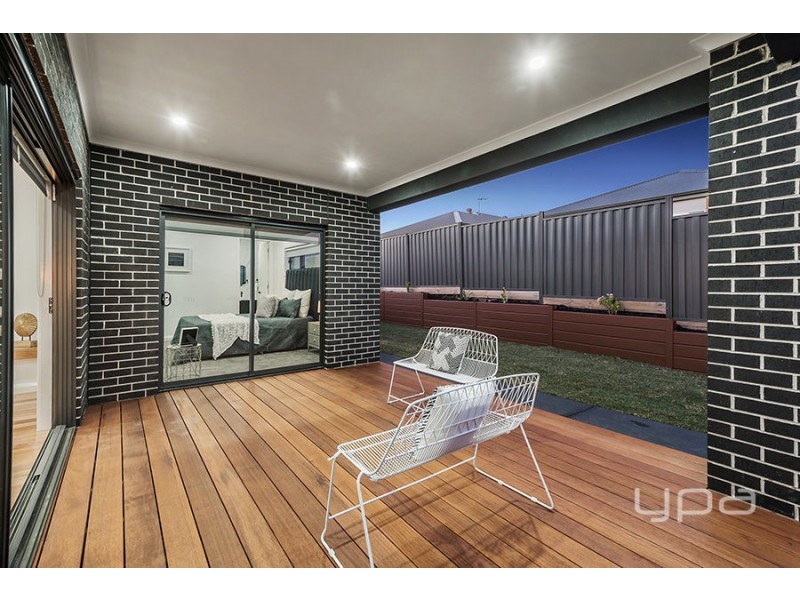 54 Frontier Avenue, Greenvale VIC 3059