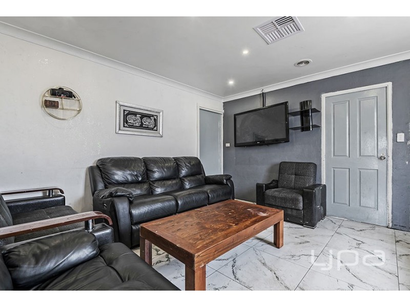 17 Warne Street, Coolaroo VIC 3048