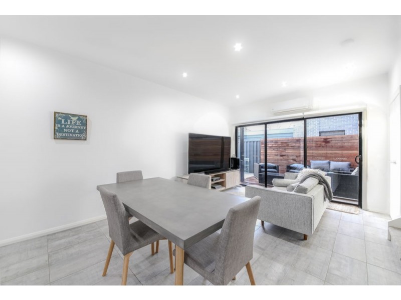 3/123  West Street, Hadfield VIC 3046