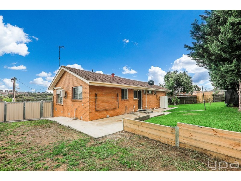 5 Olinda Court, Broadmeadows VIC 3047