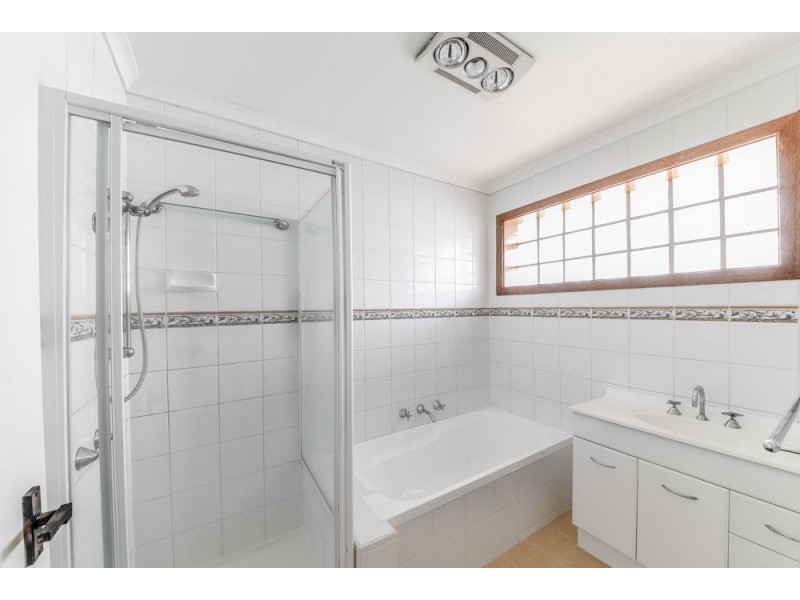 4/11 Grandview Street, Glenroy VIC 3046