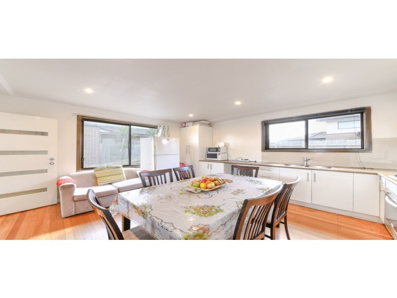 10 Lismore Street, Dallas VIC 3047