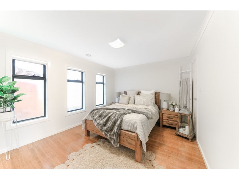 2/57 Rokewood Crescent, Meadow Heights VIC 3048