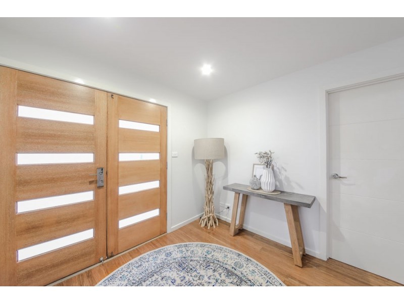 2/57 Rokewood Crescent, Meadow Heights VIC 3048