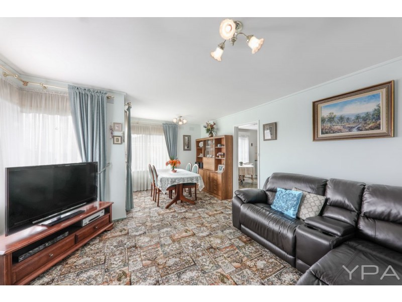 4 Koroit Avenue, Dallas VIC 3047