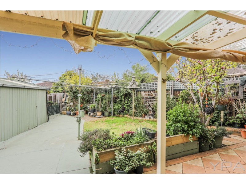 4 Koroit Avenue, Dallas VIC 3047