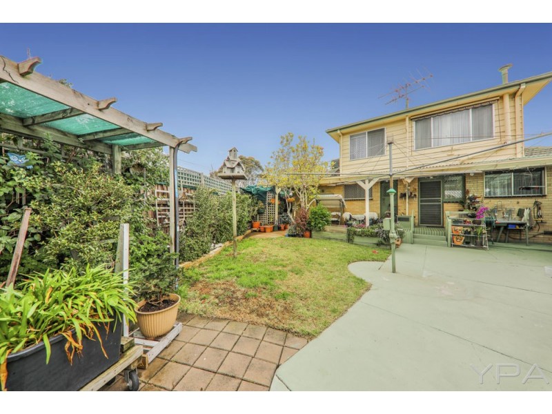 4 Koroit Avenue, Dallas VIC 3047