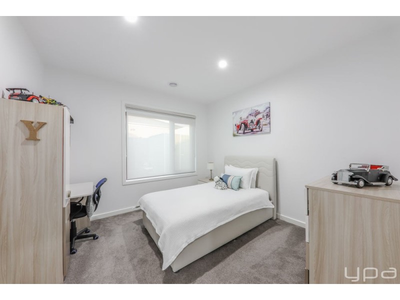 40 Quarter Street, Roxburgh Park VIC 3064