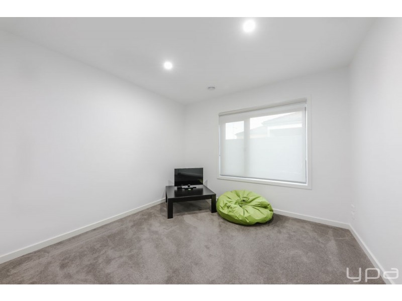 40 Quarter Street, Roxburgh Park VIC 3064