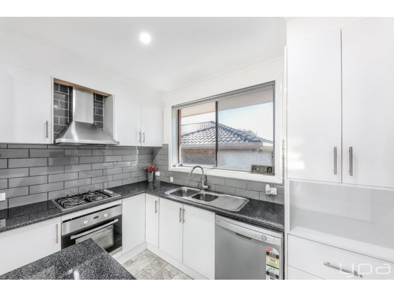 2/132 Evell Street, Glenroy VIC 3046