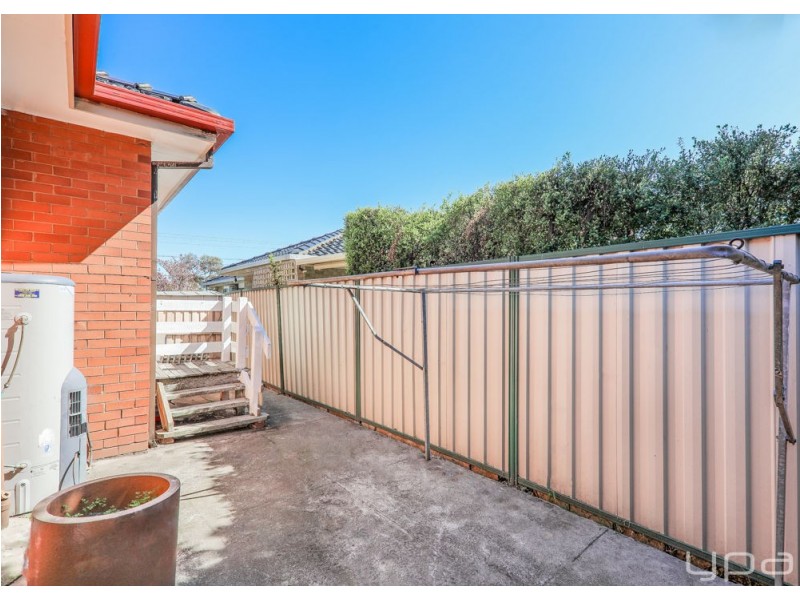 2/132 Evell Street, Glenroy VIC 3046
