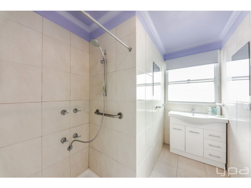 504 Barry Road, Coolaroo VIC 3048
