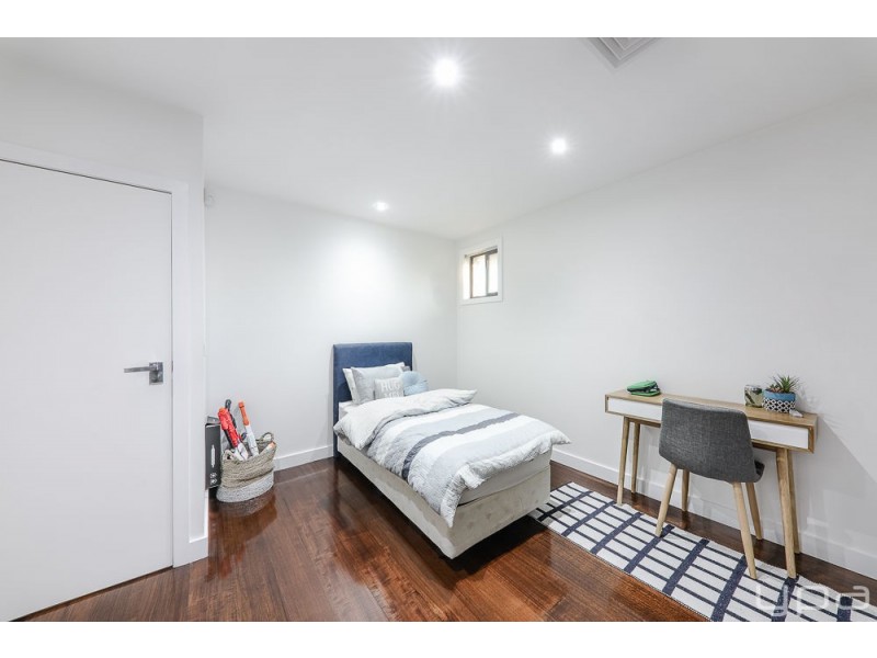 25 Officer Street, Meadow Heights VIC 3048