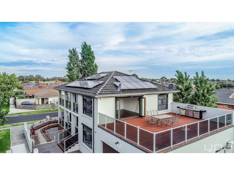 25 Officer Street, Meadow Heights VIC 3048