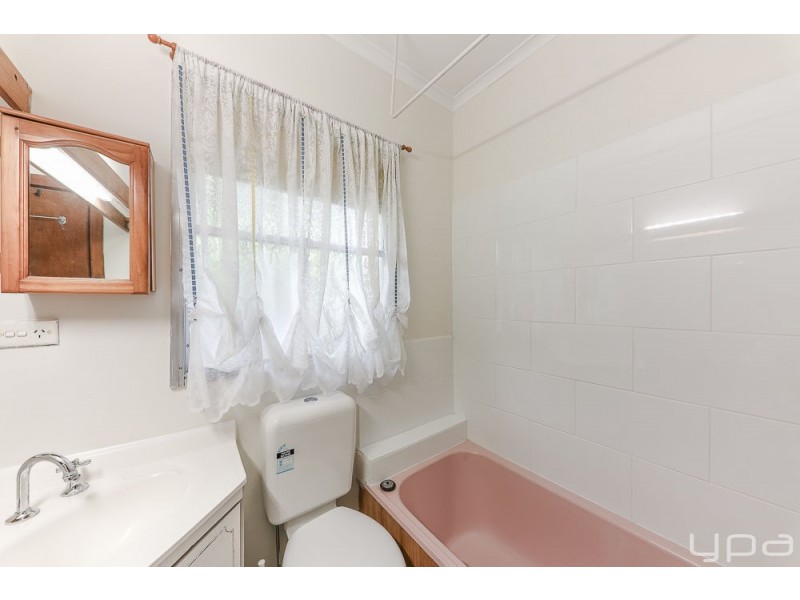 51 Emu Parade, Jacana VIC 3047