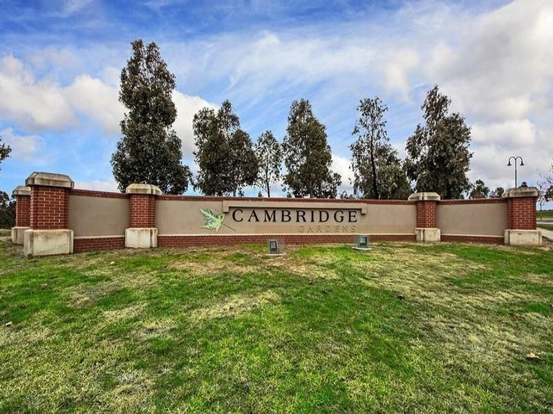 26 Tattenham Court, Attwood VIC 3049