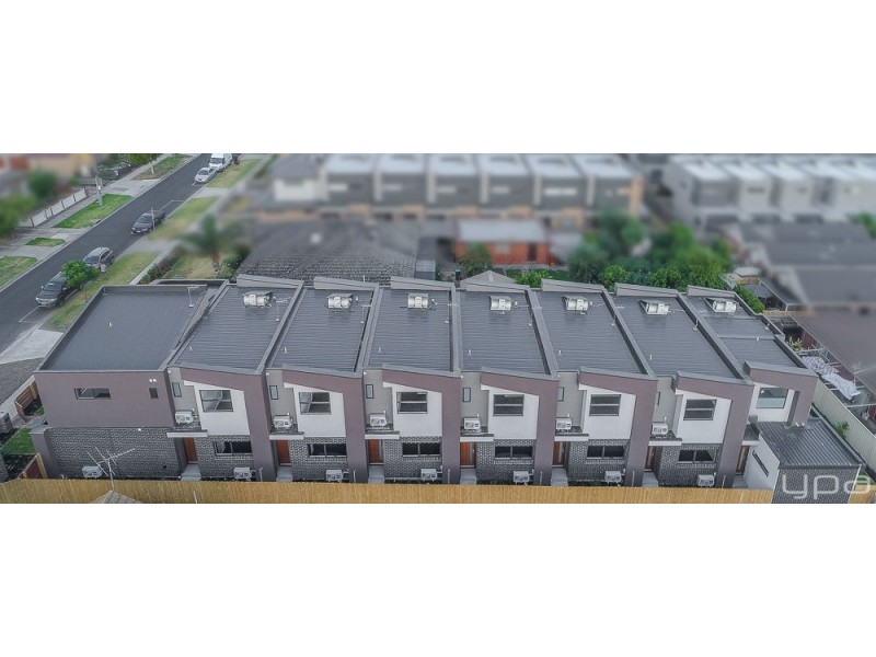 3/11 Gladstone Parade, Glenroy VIC 3046