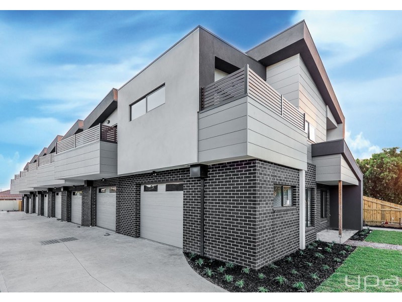 3/11 Gladstone Parade, Glenroy VIC 3046