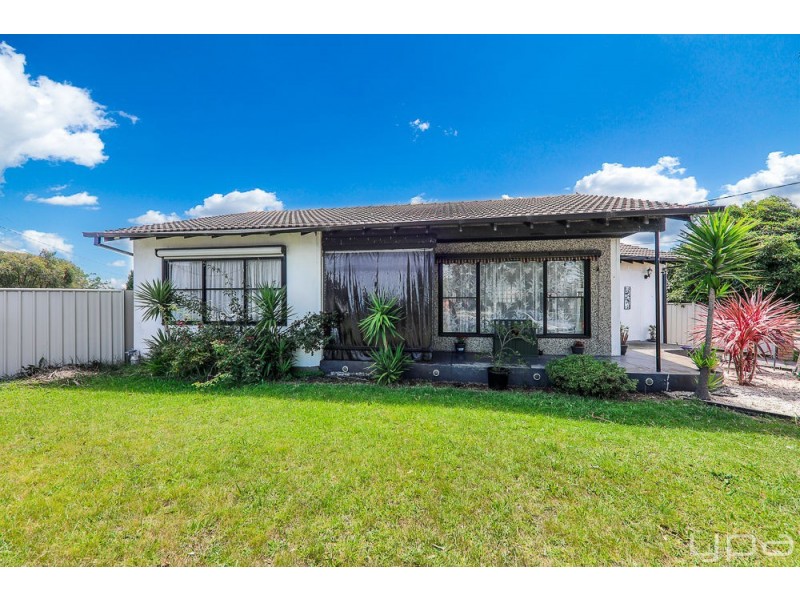 1 Towong Court, Dallas VIC 3047