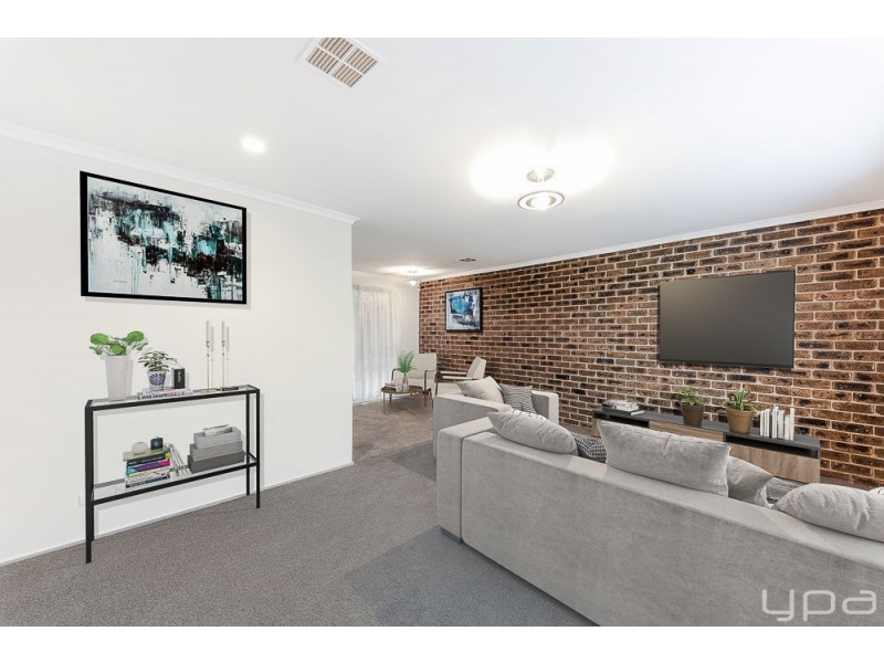 6 Bronco Court, Meadow Heights VIC 3048