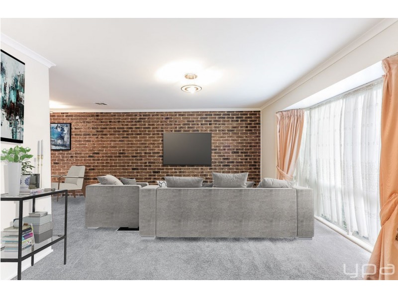 6 Bronco Court, Meadow Heights VIC 3048