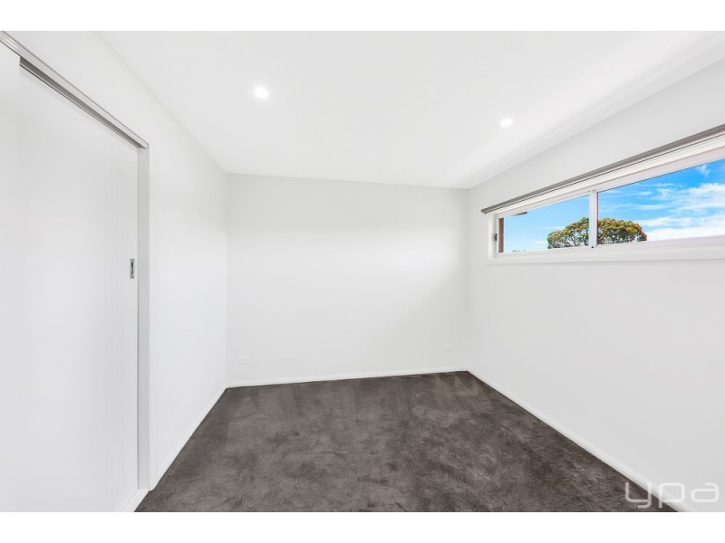 2/8 Volga Street, Hadfield VIC 3046