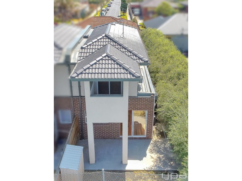 2/8 Volga Street, Hadfield VIC 3046