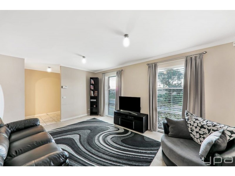 130 Ripplebrook Drive, Broadmeadows VIC 3047